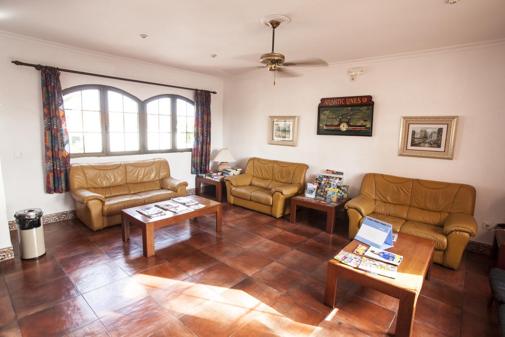 Bahia Park Hotel Cala En Porter  ภายนอก รูปภาพ