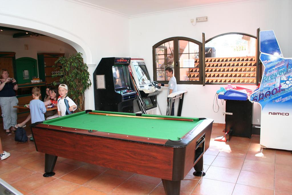 Bahia Park Hotel Cala En Porter  ภายนอก รูปภาพ
